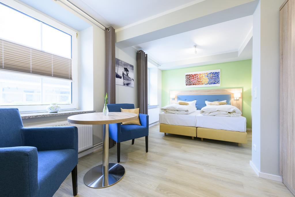 Hotel Boddenhus Garni زنغست المظهر الخارجي الصورة